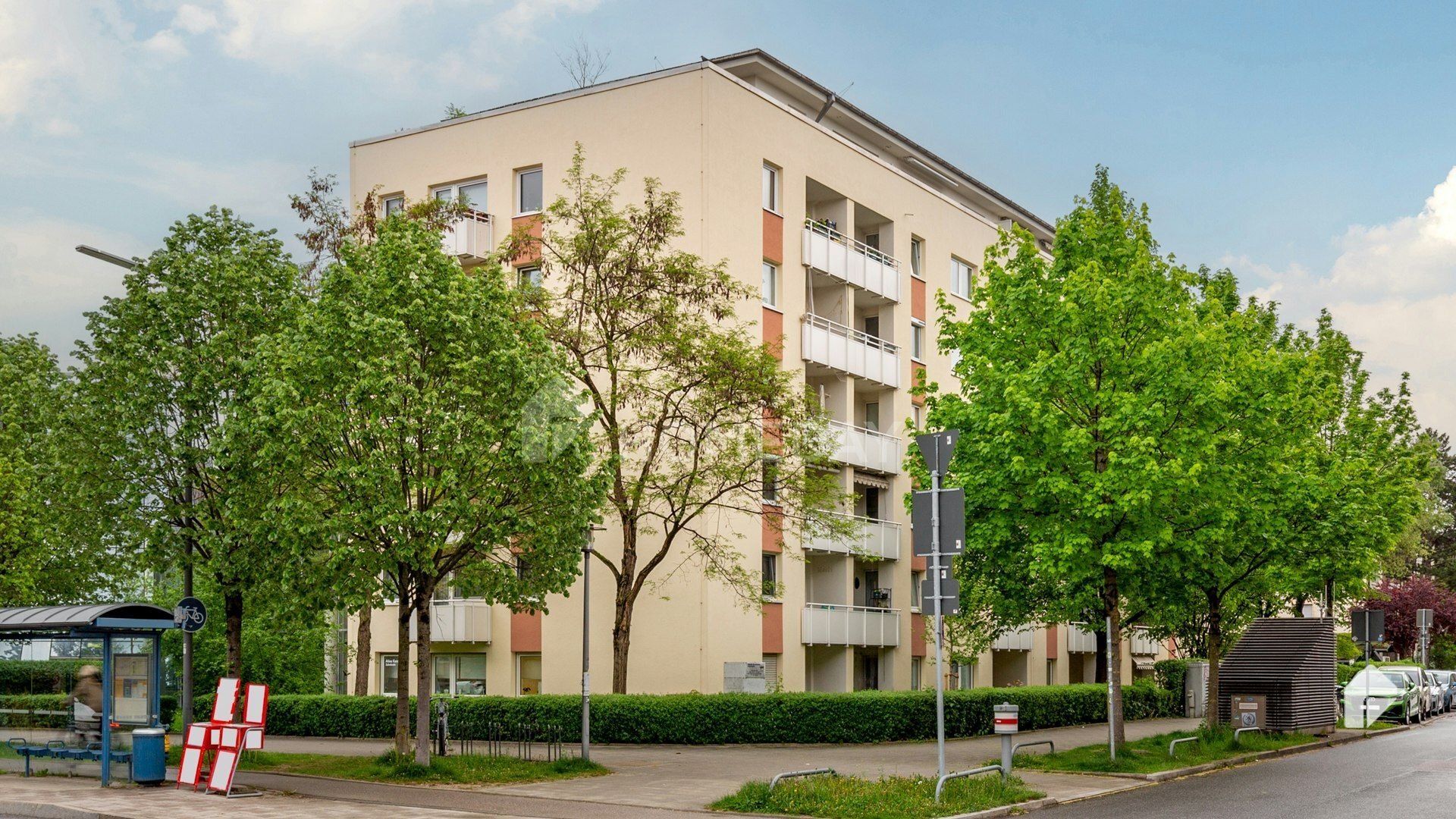 Penthouse zum Kauf 470.000 € 3 Zimmer 68,7 m²<br/>Wohnfläche 6.<br/>Geschoss Englschalking München 81677