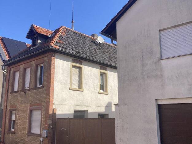 Einfamilienhaus zum Kauf provisionsfrei 175.000 € 6,5 Zimmer 145 m² 710 m² Grundstück Dorn-Dürkheim 67585