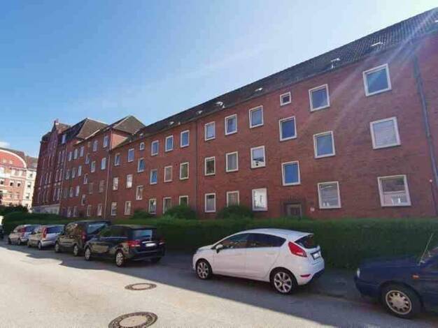 Wohnung zur Miete 711 € 2,5 Zimmer 59,2 m² 3. Geschoss frei ab 01.02.2026 Flensburger Str. 1 Wik Kiel 24106