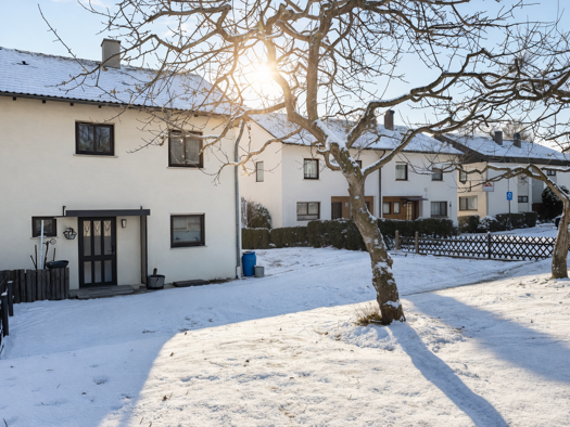 Reihenendhaus zum Kauf 549.000 € 4,5 Zimmer 110 m² 649 m² Grundstück Holzgerlingen 71088