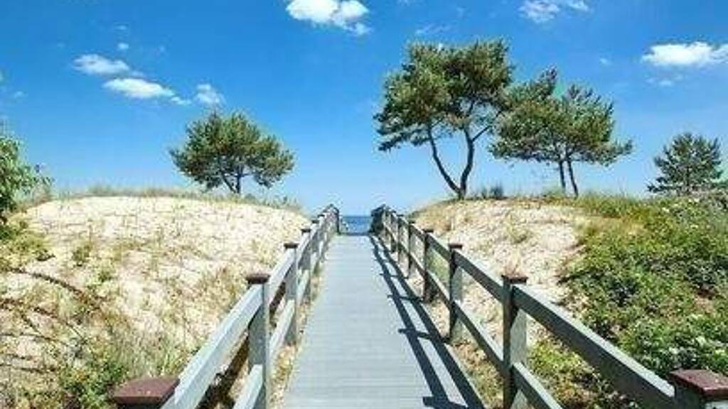 Villa zum Kauf 1.600.000 € 360 m² 600 m² Grundstück frei ab sofort Bergstraße Seebad Bansin Heringsdorf 17429