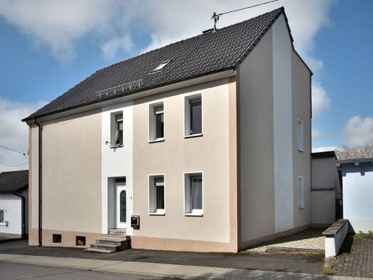 Einfamilienhaus zum Kauf 165.000 € 6 Zimmer 150 m² 180 m² Grundstück Hauptstraße 3 Mackenrodt 55758