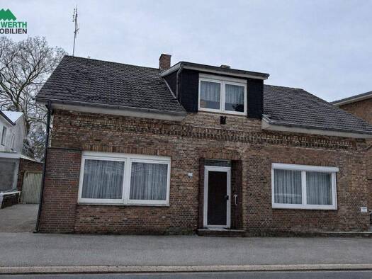 Einfamilienhaus zum Kauf 259.000 € 7 Zimmer 120,7 m² 756 m² Grundstück Burg (Dithmarschen) 25712