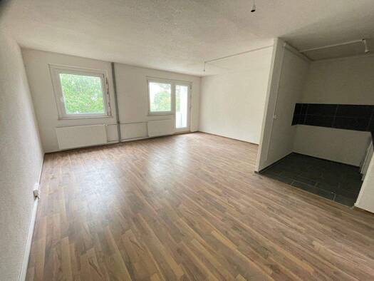 Wohnung zur Miete 470 € 4 Zimmer 70,7 m² Geschoss 4/5 frei ab sofort Hohes Gebirge 26 Neustädtel Schneeberg 08289