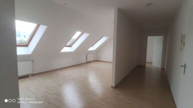 Wohnung zur Miete 420 € 2 Zimmer 70 m² 3. Geschoss frei ab sofort Karl-Liebknecht-Straße 3-5 Gräfenhainichen Gräfenhainichen 06773