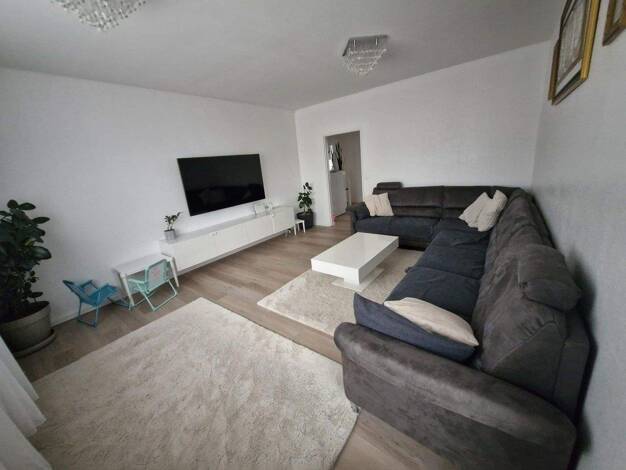 Wohnung zum Kauf provisionsfrei 320.000 € 4 Zimmer 83 m² Geschwister-Scholl-Straße 15 Wiesbaden 65197