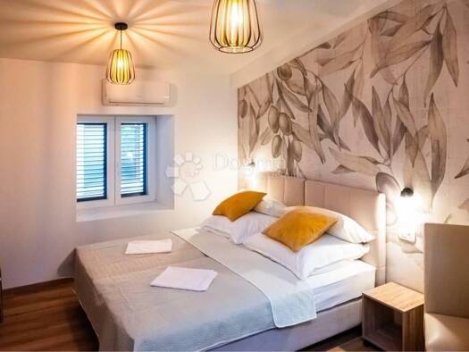 Haus zum Kauf 550.000 € 2 Zimmer 64 m² Radunica, Split Bol