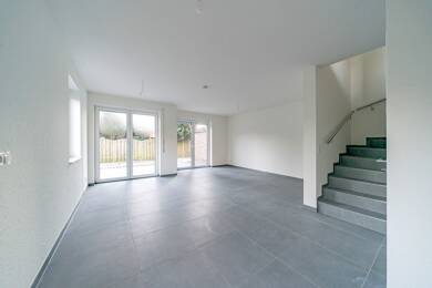 Doppelhaushälfte zum Kauf 408.000 € 3,5 Zimmer 101,3 m² 250 m² Grundstück Petersfehn II Bad Zwischenahn 26160