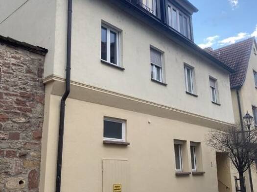Wohnung zur Miete 740 € 3 Zimmer 82 m² Geschoss 2/3 frei ab 01.05.2026 Karlstadt 97753