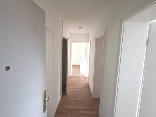 Wohnung zur Miete 725 € 2,5 Zimmer 69,9 m² 2. Geschoss frei ab sofort Schweppermannstraße 26 Amberg 92224