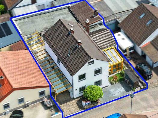Einfamilienhaus zum Kauf 360.000 € 7 Zimmer 174 m² 327 m² Grundstück Schifferstadt 67105