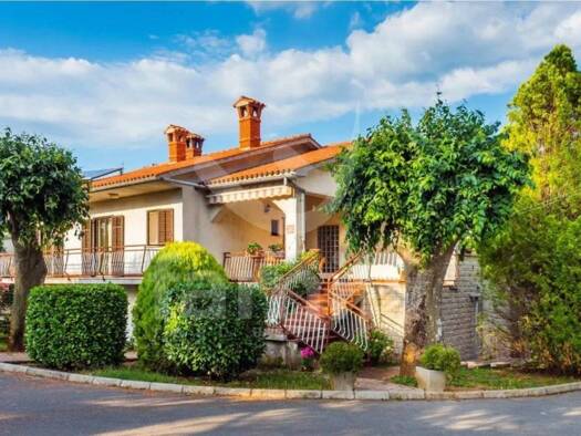Einfamilienhaus zum Kauf 680.000 € 7 Zimmer 340 m² Sveta Nedelja 52231
