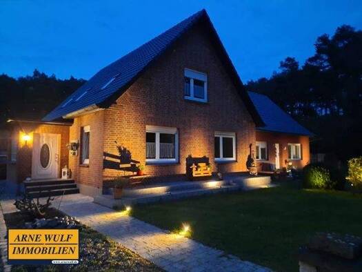 Einfamilienhaus zum Kauf 395.000 € 11 Zimmer 281,5 m² 2.035 m² Grundstück Dreenkrögen Wöbbelin / Dreenkrögen 19288