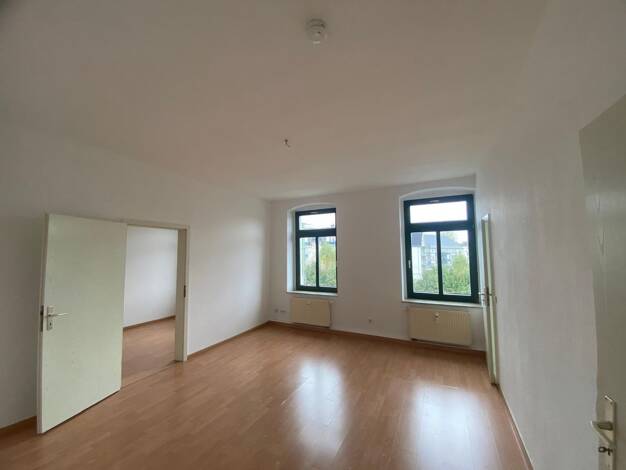 Wohnung zur Miete 230 € 2 Zimmer 45 m² 2. Geschoss frei ab sofort Zentrum Zentrum 09111
