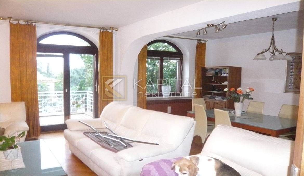 Haus zum Kauf 495.000 € 8 Zimmer 400 m²<br/>Wohnfläche 350 m²<br/>Grundstück Rijeka