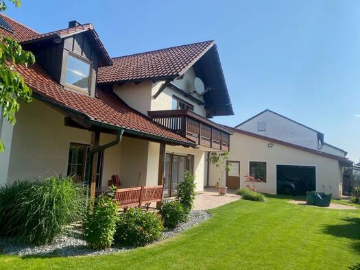 Mehrfamilienhaus zum Kauf 759.000 € 9 Zimmer 234 m² 867 m² Grundstück Neustadt Neustadt an der Donau 93333