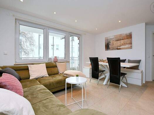 Wohnung zur Miete 1.390 € 2 Zimmer 48 m² 1. Geschoss frei ab 01.12.2025 Winnenden 71364