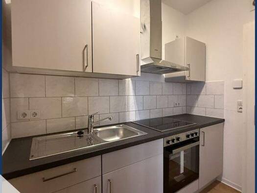 Wohnung zur Miete 356 € 1 Zimmer 28,5 m² Sudenburg Magdeburg 39112