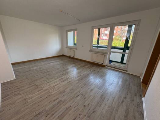 Wohnung zur Miete 501 € 2 Zimmer 77 m² EG Bert-Brecht-Straße 3 Bieblach Gera 07546