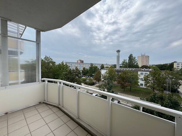 Wohnung zur Miete 337 € 2 Zimmer 47,2 m² 3. Geschoss frei ab sofort Friedrich-List-Straße 50 Eisenhüttenstadt Eisenhüttenstadt 15890