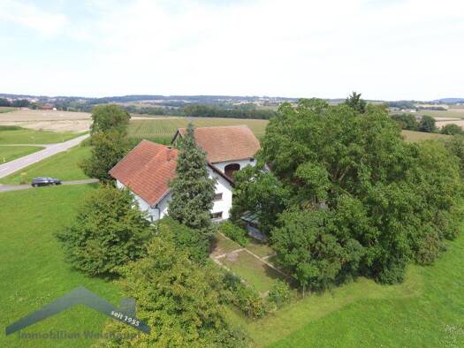 Bauernhaus zum Kauf 550.000 € 5 Zimmer 110 m² 7.800 m² Grundstück Grünet Neuburg am Inn 94127