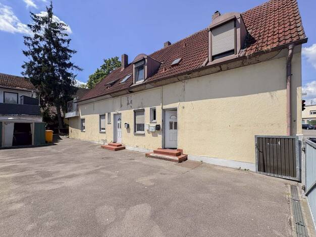 Mehrfamilienhaus zum Kauf als Kapitalanlage geeignet 579.500 € 9 Zimmer 220 m² 424 m² Grundstück Oberhausen Oberhausen 86154