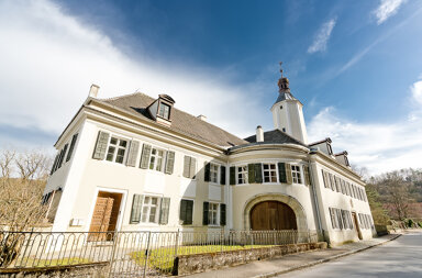 Schloss zum Kauf provisionsfrei 1.500.000 € 20 Zimmer 1.100 m² 7.595 m² Grundstück Etterzhausen Nittendorf 93152