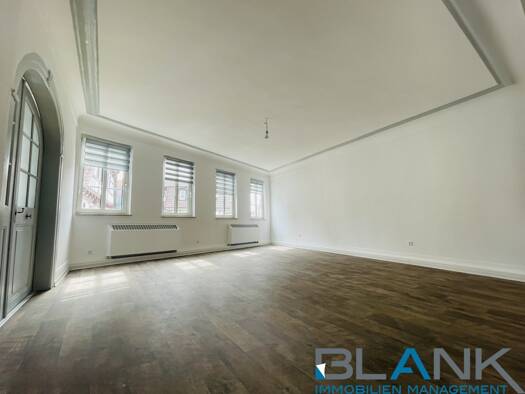 Wohnung zum Kauf 305.000 € 4,5 Zimmer 91 m² 2. Geschoss Leonberg 71229