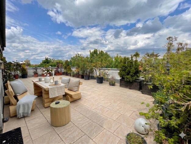 Penthouse zur Miete 2.900 € 3 Zimmer 144 m² frei ab 01.09.2026 Welserstrasse 58 Rennweg Nürnberg 90489