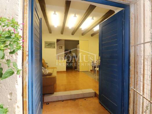 Reihenmittelhaus zum Kauf 180.000 € 2 Zimmer Tribunj 22211