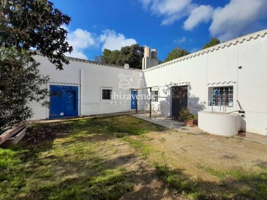Villa zum Kauf 2.250.000 € 4 Zimmer 300 m² Sant Antoni de Portmany 07828