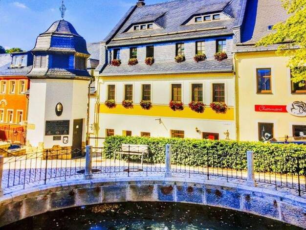 Wohnung zur Miete 893 € 4 Zimmer 130 m² 1. Geschoss Schwarzenberg Schwarzenberg/Erzgebirge 08340