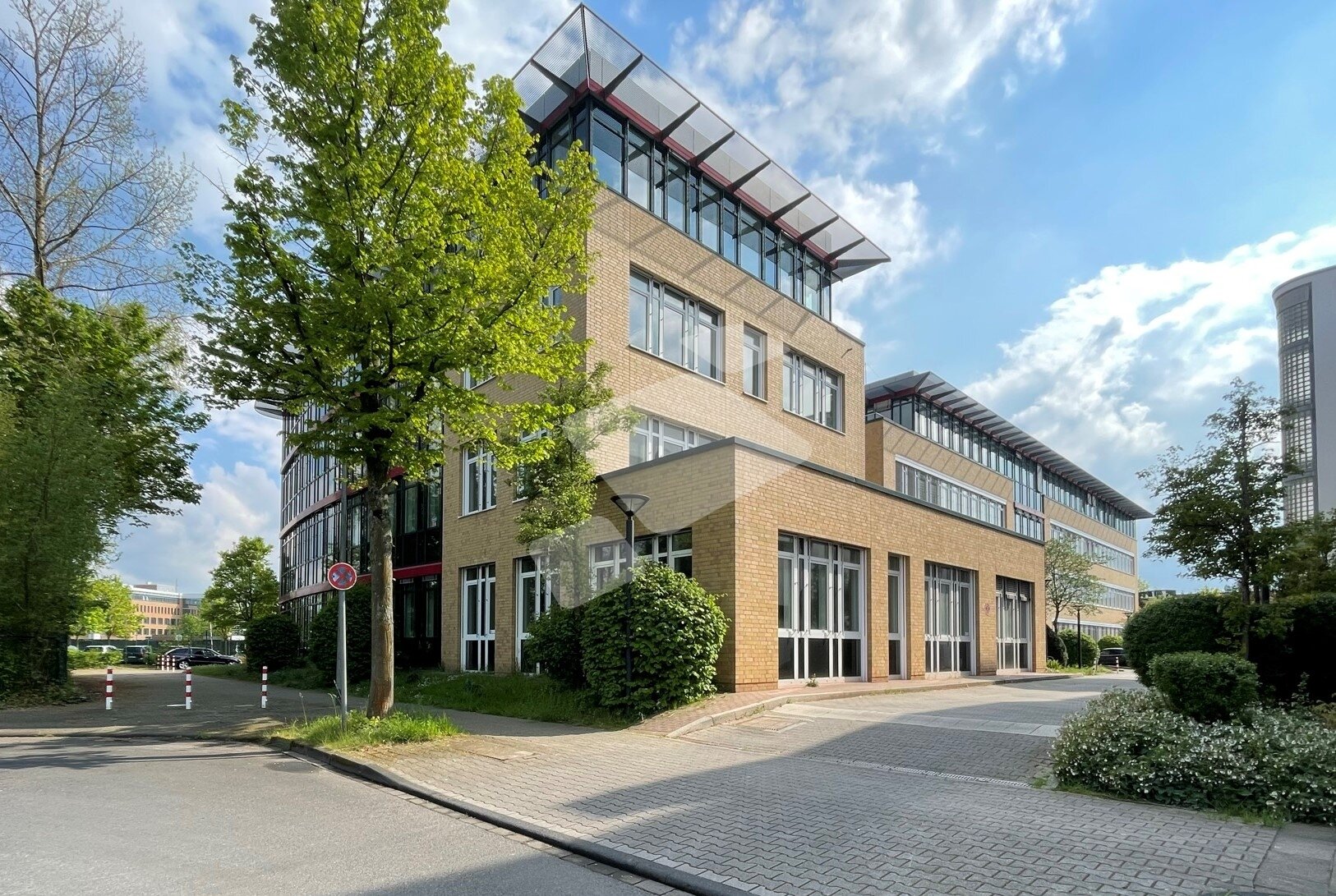 Bürofläche zur Miete provisionsfrei 10,90 € 132 m²<br/>Bürofläche Lichtenbroich Düsseldorf 40472