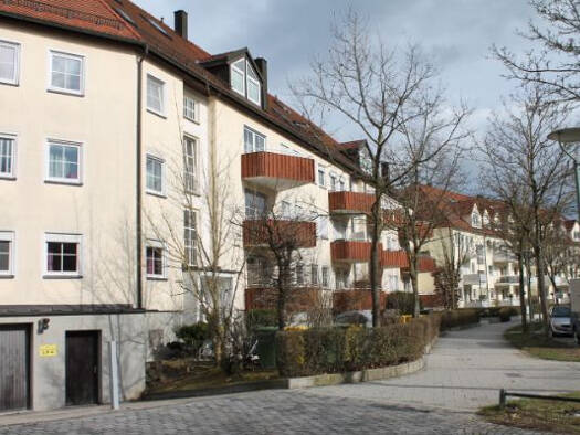 Wohnung zur Miete 525 € 1 Zimmer 35 m² Geschoss 3/4 frei ab sofort Josef-Priller-Straße 11 Universitätsviertel Augsburg 86159