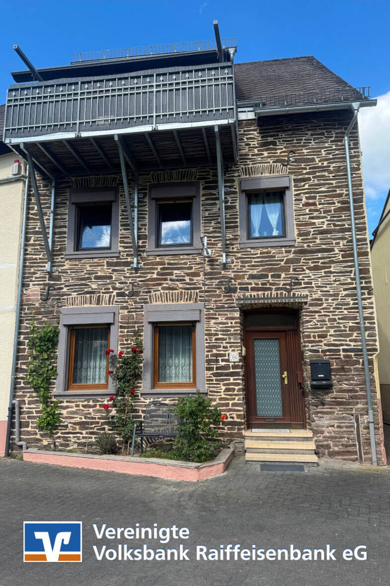 Einfamilienhaus zum Kauf 149.000 € 11 Zimmer 180 m² 1.009 m² Grundstück Enkirch Enkirch 56850