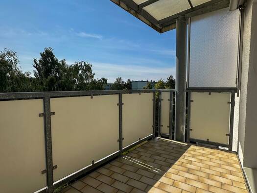 Wohnung zum Kauf 72.000 € 3 Zimmer 60,5 m² 4. Geschoss Neukieritzsch 04575