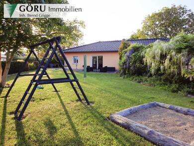 Mehrfamilienhaus zum Kauf 399.000 € 6 Zimmer 134,8 m² 1.051 m² Grundstück Gustow Gustow 18574