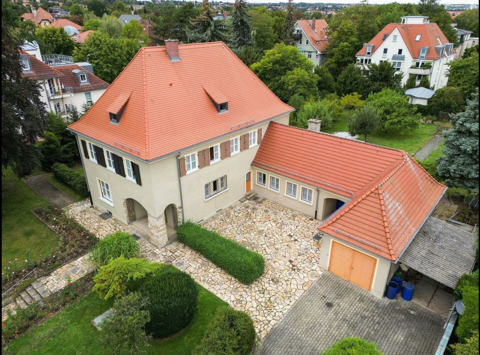 Einfamilienhaus zum Kauf 1.800.000 € 7 Zimmer 322 m²<br/>Wohnfläche 3.000 m²<br/>Grundstück Plauen (Würzburger Str.-Ost) Dresden 01187