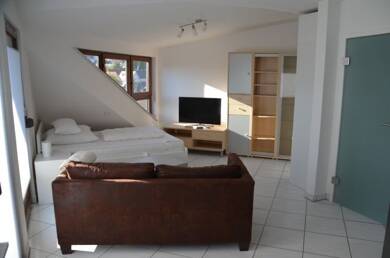 Wohnung zur Miete 625 € 1,5 Zimmer 43 m² 1. Geschoss frei ab 01.08.2025 Flacht Weissach 71287