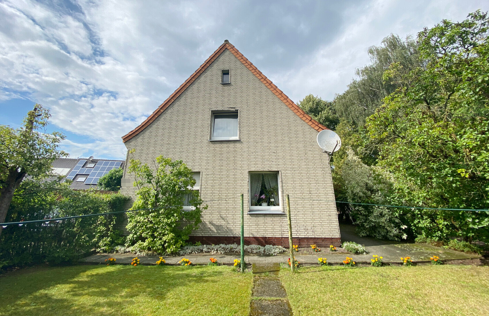 Einfamilienhaus zum Kauf 235.000 € 6 Zimmer 106 m²<br/>Wohnfläche 750 m²<br/>Grundstück Lipperbruch Lippstadt 59558