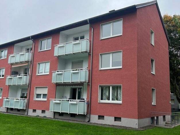 Wohnung zur Miete 552 € 3,5 Zimmer 64,9 m² 2. Geschoss Aldenrader Straße 70 Fahrn Duisburg 47169