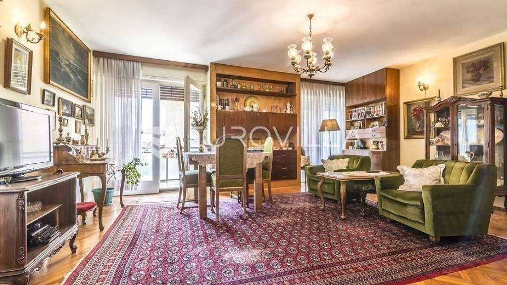 Haus zum Kauf 900.000 € 8 Zimmer 350 m² Dvorniciceva Medvescak - Salata 10000