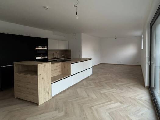 Terrassenwohnung zur Miete 1.500 € 3,5 Zimmer 100 m² Geschoss EG/3 frei ab 01.01.2027 Kronach Kronach 96317