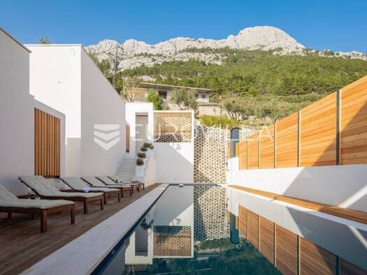 Haus zum Kauf 1.800.000 € 3 Zimmer 297 m² Marusici Omiš 21000