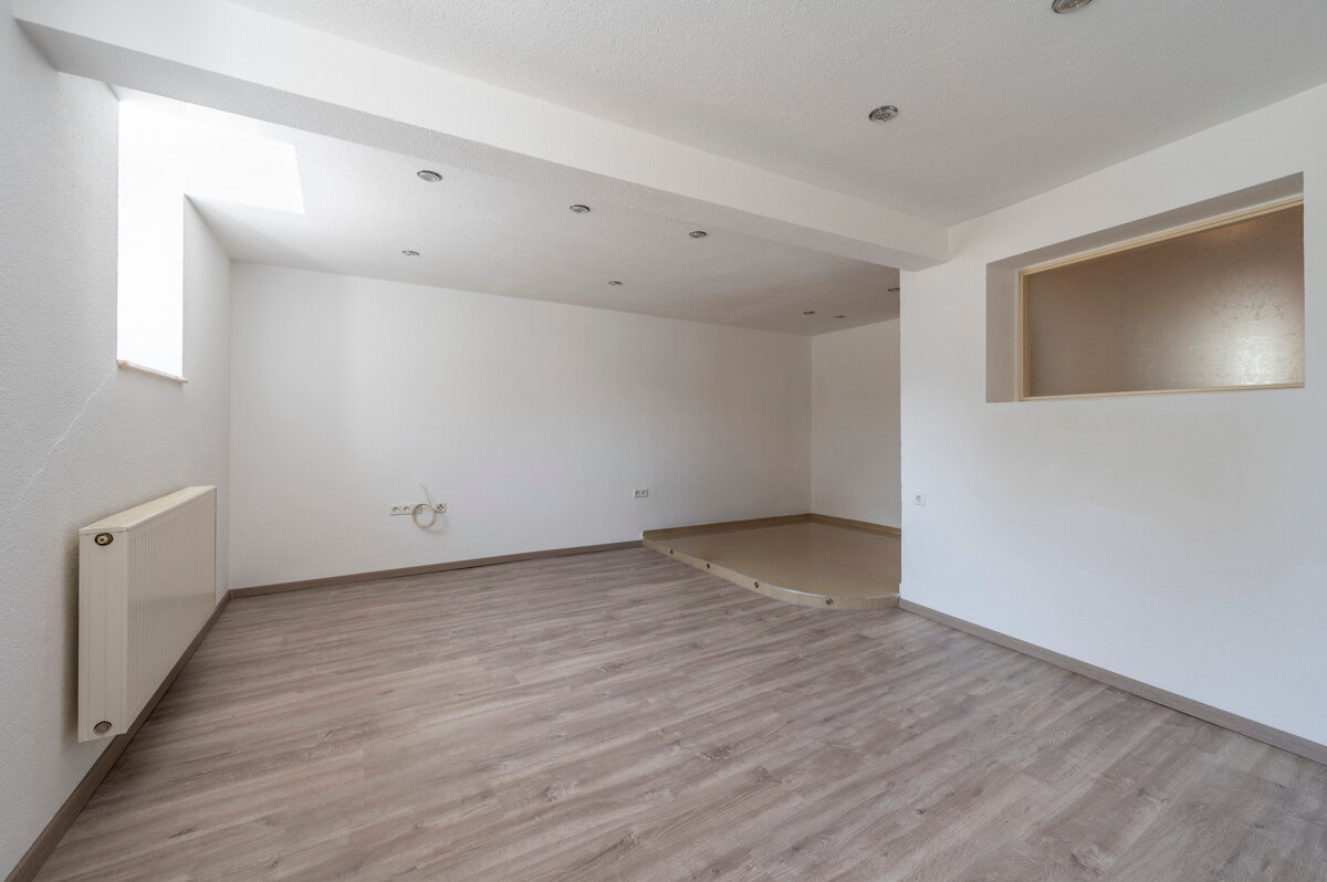 Wohnung zum Kauf 173.500 € 3 Zimmer 74 m²<br/>Wohnfläche Merklingen Weil der Stadt 71263