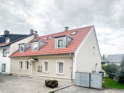 Wohnung zur Miete 265 € 2 Zimmer 39 m² 1. Geschoss frei ab sofort Waldmünchen 93449