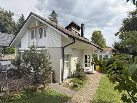 Haus zum Kauf 460.000 € 3 Zimmer 130 m² 510 m² Grundstück frei ab sofort Villingen Villingen-Schwenningen 78048