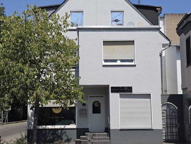 Wohnung zur Miete 650 € 3 Zimmer 68 m² 1. Geschoss frei ab 01.11.2026 Bahnhofstraße 39 Plaidt 56637