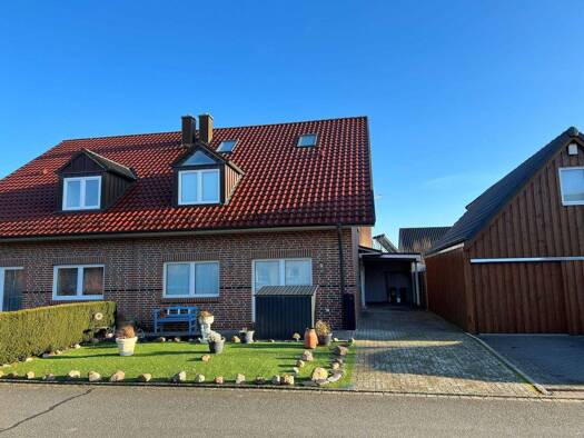 Doppelhaushälfte zum Kauf 445.000 € 6 Zimmer 151 m² 297 m² Grundstück Berkenthin 23919