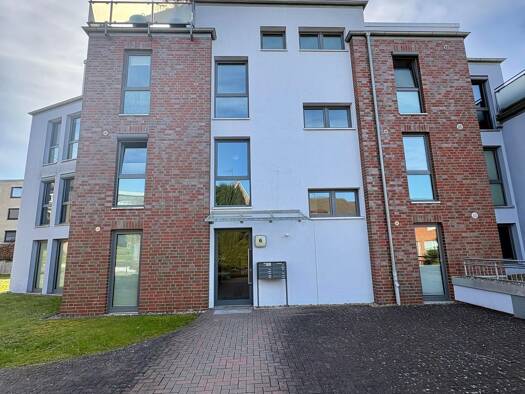 Wohnung zur Miete 980 € 3 Zimmer 81,9 m² 1. Geschoss frei ab 01.07.2026 Stade 21680